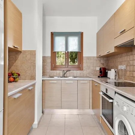 Pool Side Ground Floor Bf02 - Theseus Village, Aphrodite Hills * Kouklia