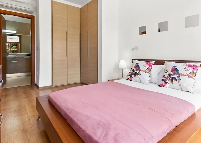 Pool Side Ground Floor Bf02 - Theseus Village, Aphrodite Hills *