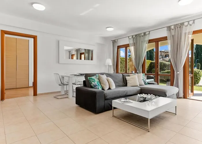 Pool Side Ground Floor Bf02 - Theseus Village, Aphrodite Hills * Kouklia