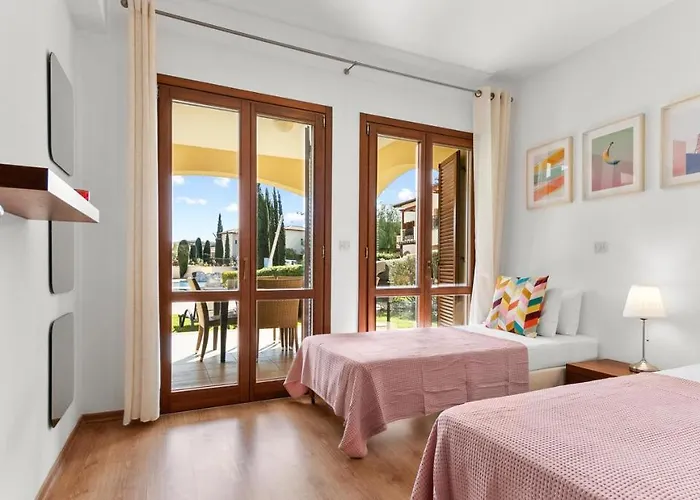 Pool Side Ground Floor Bf02 - Theseus Village, Aphrodite Hills Kouklia