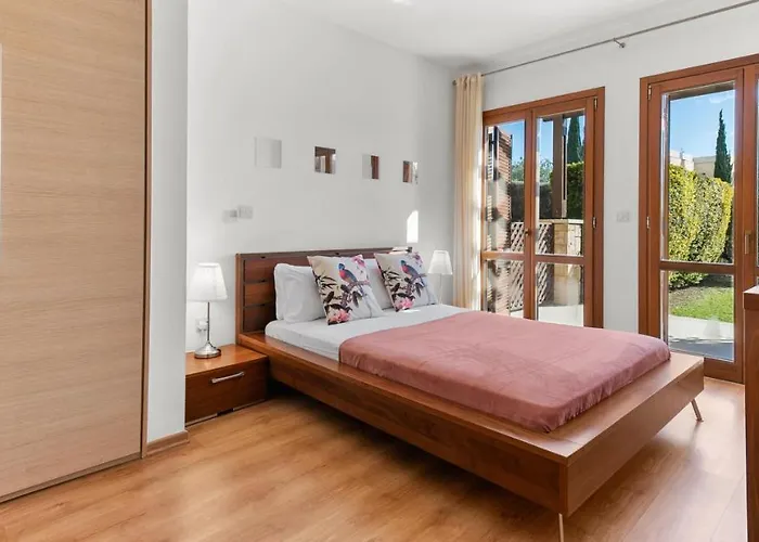 Pool Side Ground Floor Bf02 - Theseus Village, Aphrodite Hills Apartment *